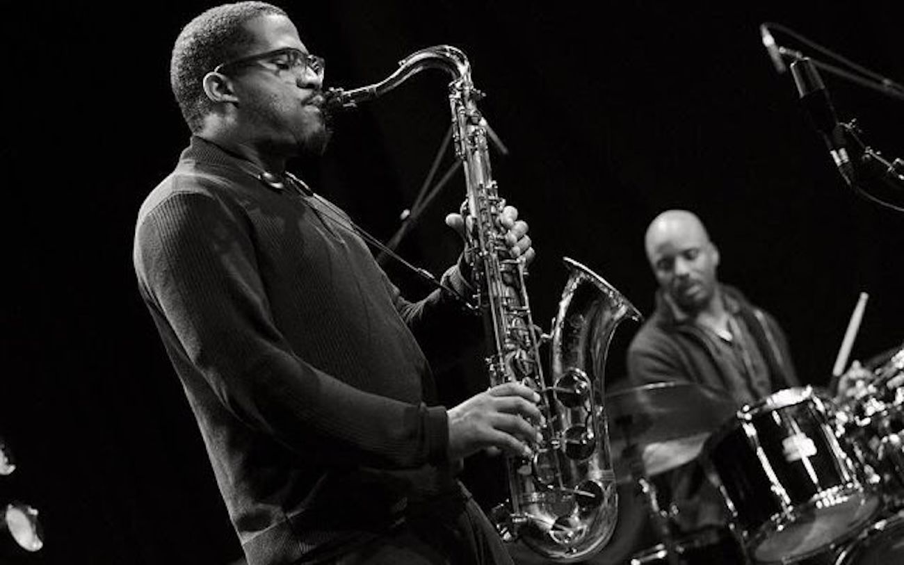 saxofonista nord-americà James Brandon Lewis saxofonista nord-americà James Brandon Lewis