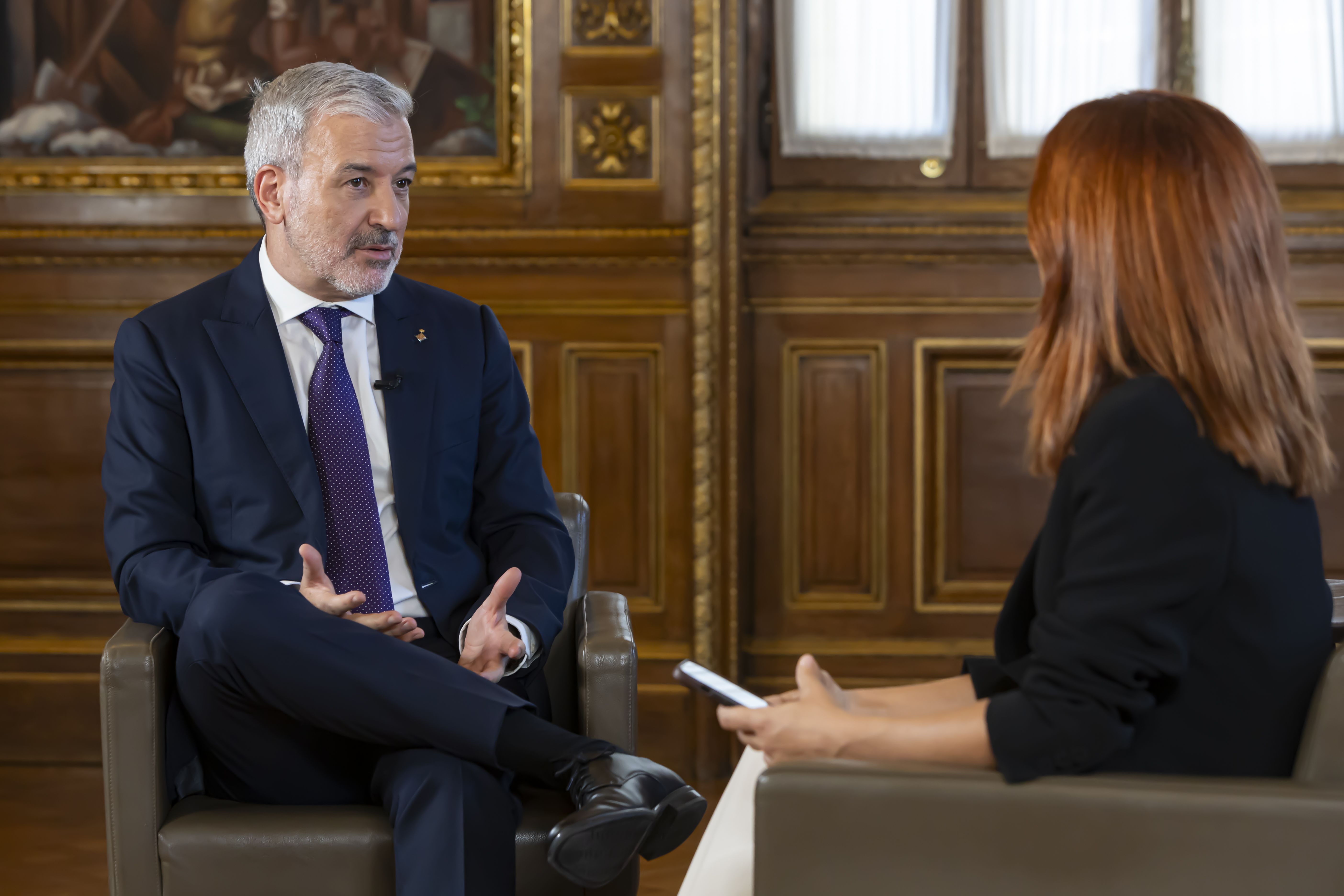 Jaume Collboni, alcalde de Barcelona, i Elena Busquets, directora de The New Barcelona Post © Marc Llibre Jaume Collboni, alcalde de Barcelona, i Elena Busquets, directora de The New Barcelona Post © Marc Llibre
