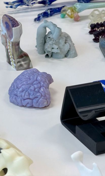Prototips per a l’àmbit sanitari creats amb impressió 3D a la Incubadora del Consorci de la Zona Franca © Gemma Sánchez Bonel (ACN) Prototips per a l’àmbit sanitari creats amb impressió 3D a la Incubadora del Consorci de la Zona Franca © Gemma Sánchez Bonel (ACN)