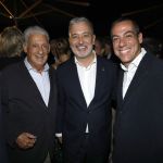 Jordi Clos, Jaume Collboni i Joaquim Clos, durant la 30a edició de la festa de La Terraza del Claris, celebrada a l’hotel Claris de Barcelona.