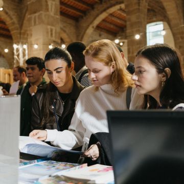 La fira assolirà aquest any la xifra rècord de 84 expositors, la més alta dels tretze anys d'història del Barcelona International Community Day La fira assolirà aquest any la xifra rècord de 84 expositors, la més alta dels tretze anys d'història del Barcelona International Community Day
