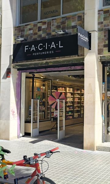 Un local de Perfumeries Facial © Cedida Un local de Perfumeries Facial © Cedida