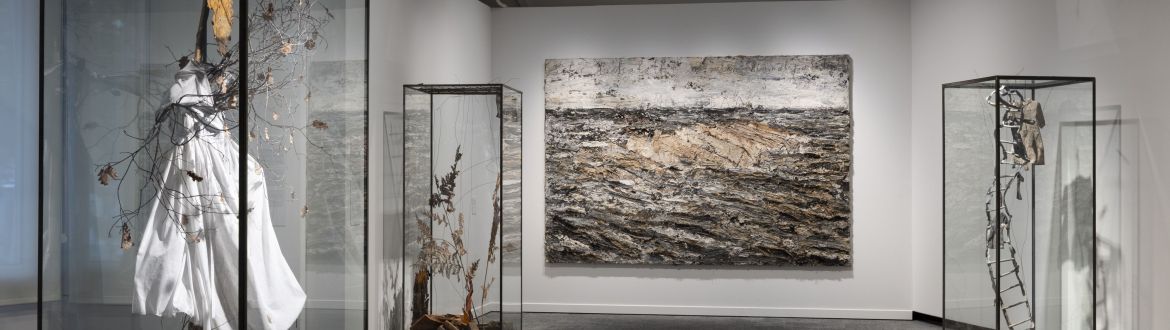 La mostra 'La vida secreta de les plantes. Anselm Kiefer a la Col·lecció Grothe, a La Pedrera' es pot visitar a La Pedrera fins al 24 de gener. © La Pedrera La mostra 'La vida secreta de les plantes. Anselm Kiefer a la Col·lecció Grothe, a La Pedrera' es pot visitar a La Pedrera fins al 24 de gener. © La Pedrera