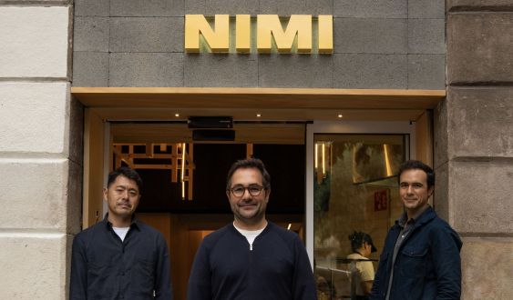 Naoyuki Haginoya, xef executiu del Grup Nomo; i Borja i Juan Molina-Martell, cofundadors. © Nomo