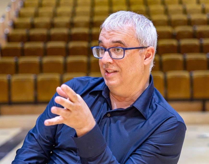 Jordi Abelló és un dels membres de Musica Reservata de Barcelona Jordi Abelló és un dels membres de Musica Reservata de Barcelona
