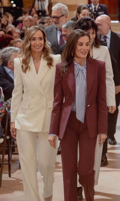 El vestit que va eclipsar S. M. la Reina 3 El vestit que va eclipsar S. M. la Reina 3