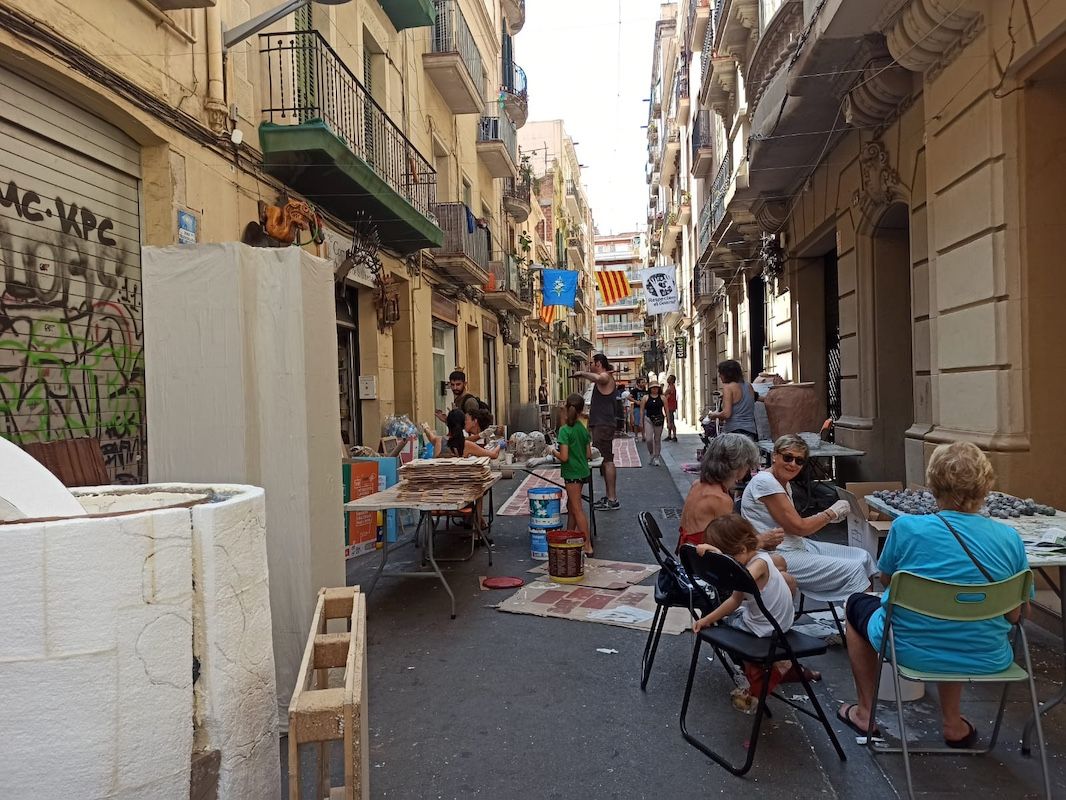 Preparatius de les festes de Gràcia. © Anna Badia Preparatius de les festes de Gràcia. © Anna Badia