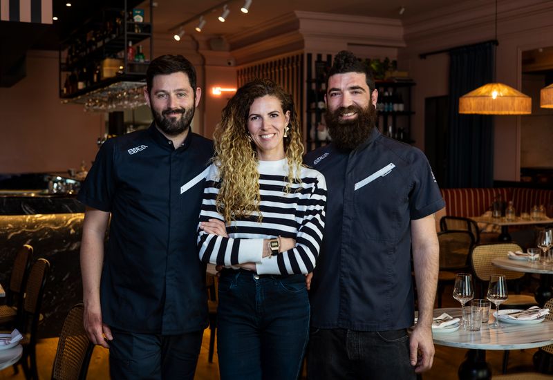 Manu Núñez, Marta Morales i Carles Ramon, a Batea.