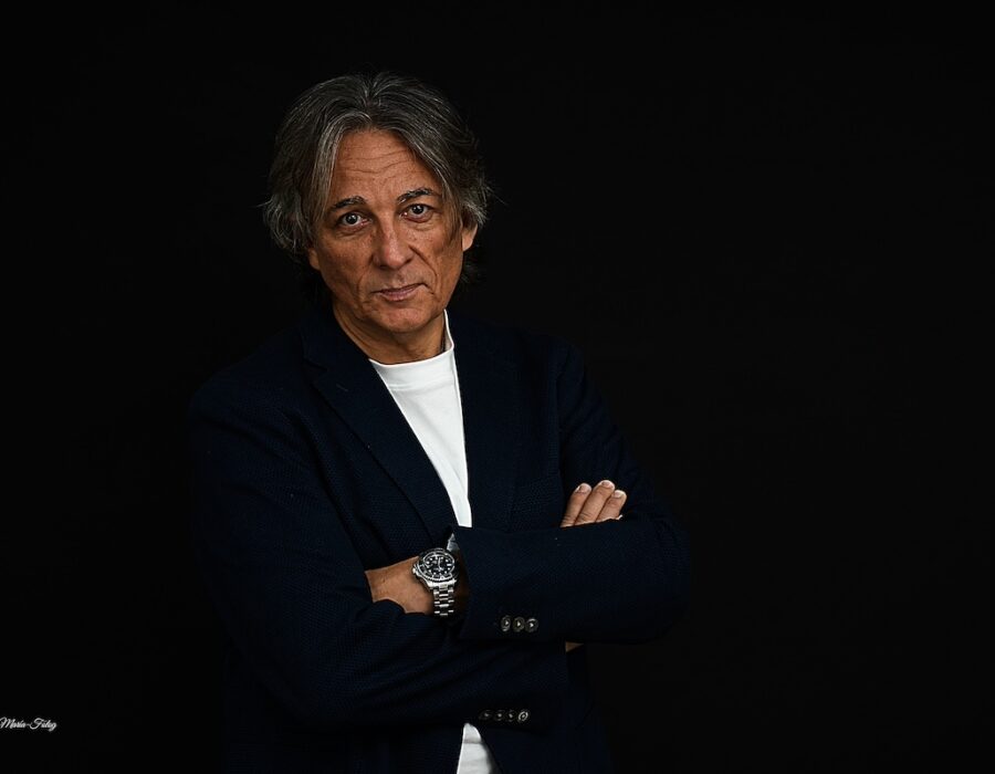 El actor, imitador y docente Javi Giménez. 