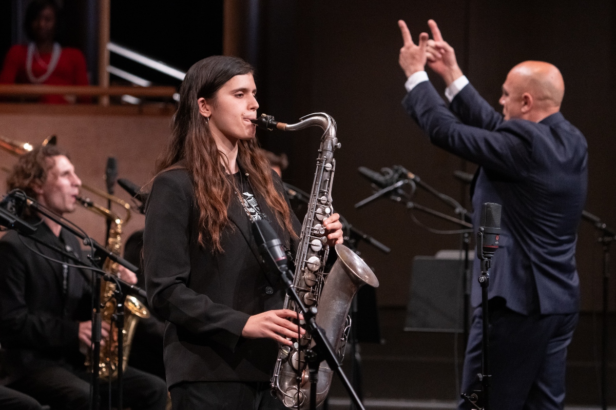 Lola Peñaranda en Essentially Ellington