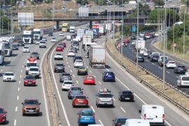 Tráfico en una carretera catalana.