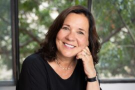La escritora Eulàlia Rodríguez.