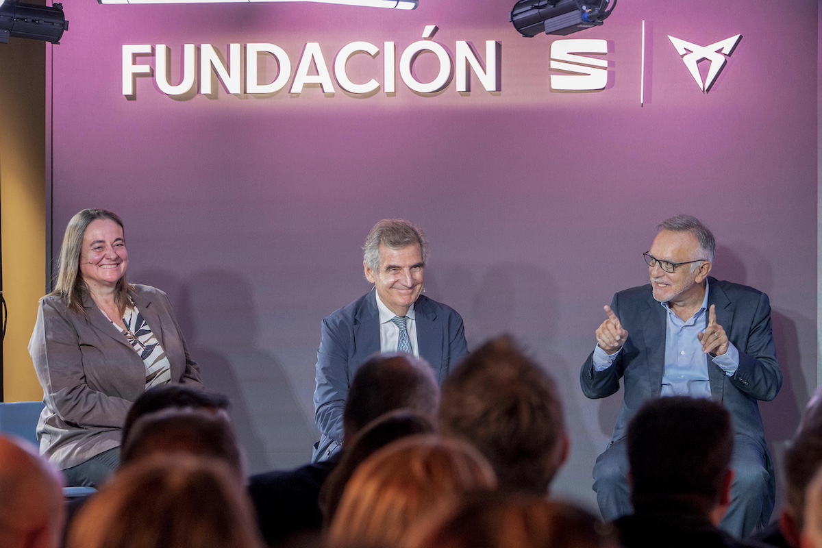 La directora de la Fundación Seat Cupra, el del Hospital Clínic y el del Hospital Sant Joan de Déu