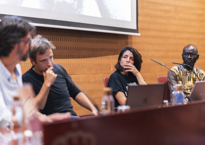 Edu Ponces, Anna Surinyach y Abdoulaye Fall en las Jornadas del IEFC, por David Aguinaga