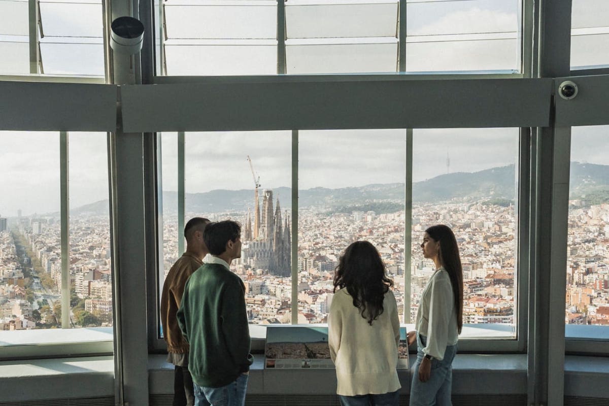 Interior del mirador de la Torre Glòries.