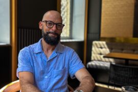 El periodista y escritor Toni Rodríguez Piris.