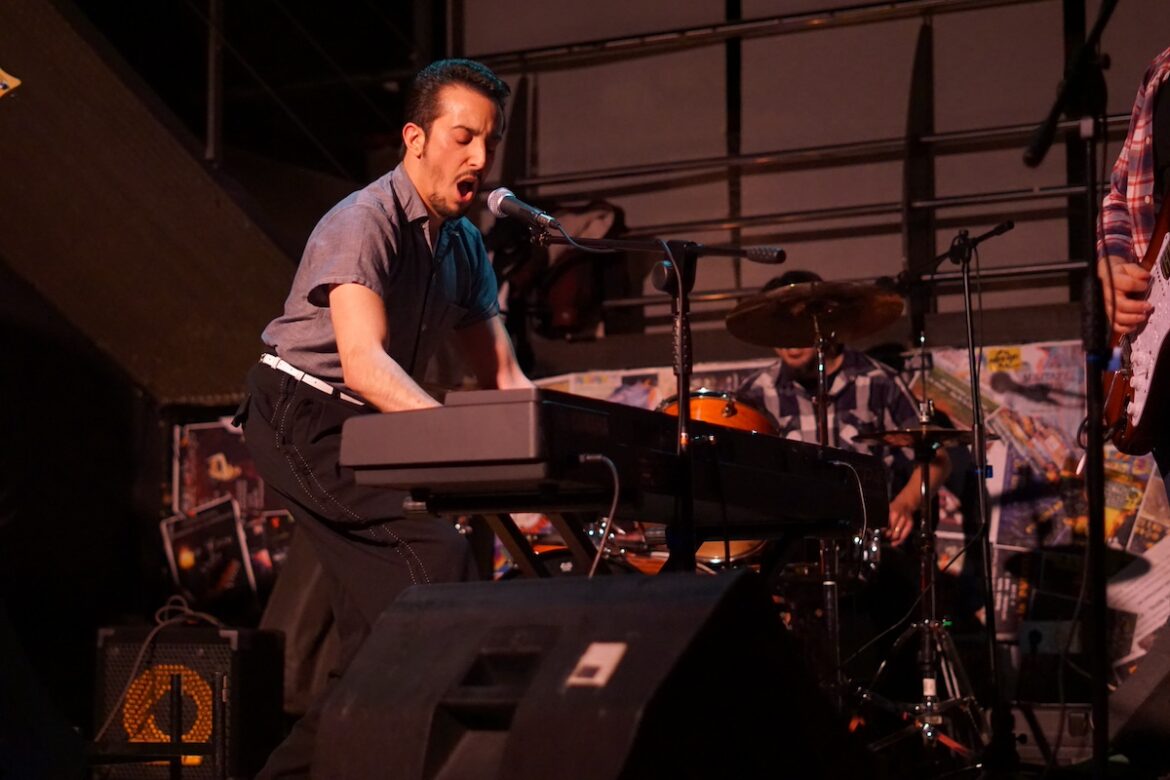 Andreu Ros en concierto