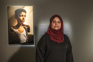 La fotògrafa palestina Samar Abu Elouf, guanyadora del World Press Photo d'enguany.