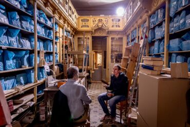 La Llibreria Sant Jordi antes de su reapertura. © Àngel Bravo