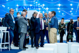 Jordi Hereu, ministre d'Indústria i Turisme d'Espanya, i Miquel Sàmper, conseller d'Empresa i Treball, visiten Piscina Barcelona 2025 juntament amb altres autoritats