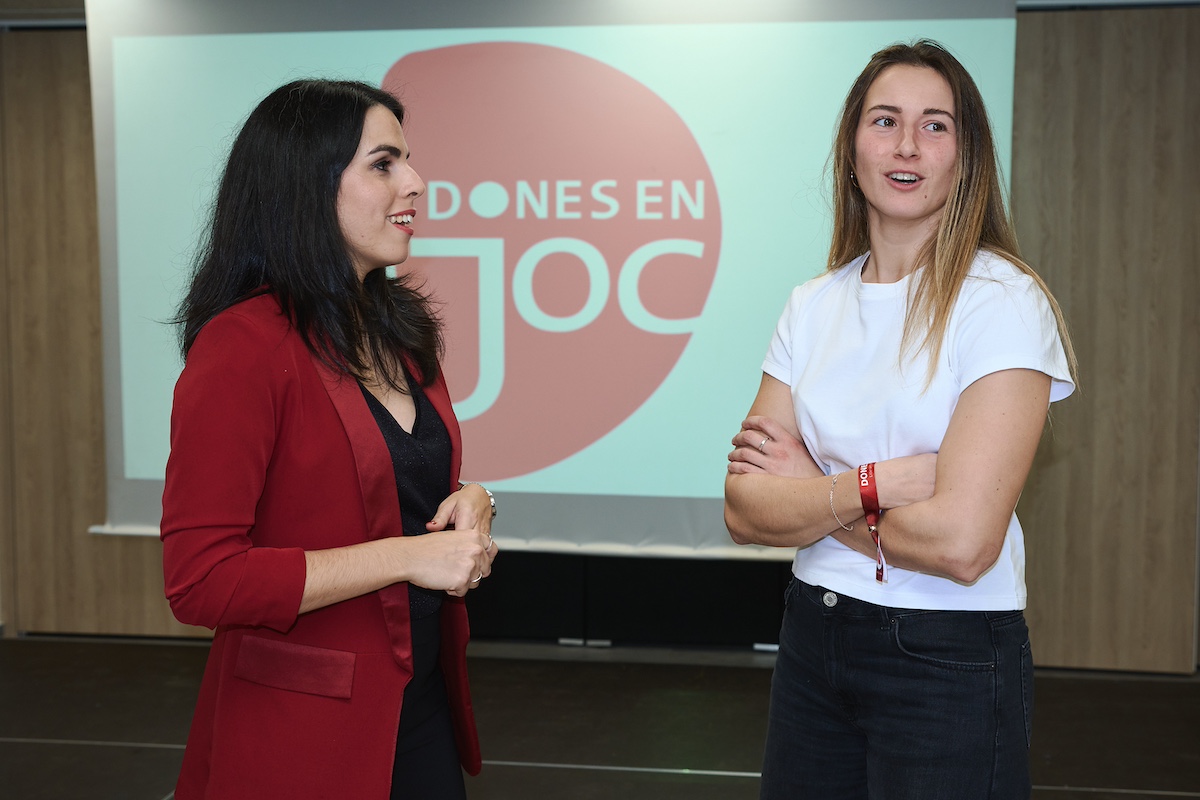 Berta Arandes y Berta Abellán en la presentación de Dones en Joc. © Gerard Franco