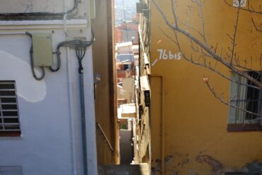 Escaleras en el Carmel de Barcelona por Anna Badia