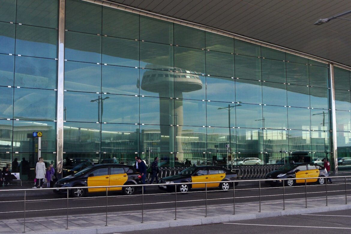 Aeroport de Barcelona. Terminal 1 (Vicente Zambrano)