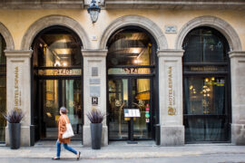 Los bajos del hotel España de Barcelona