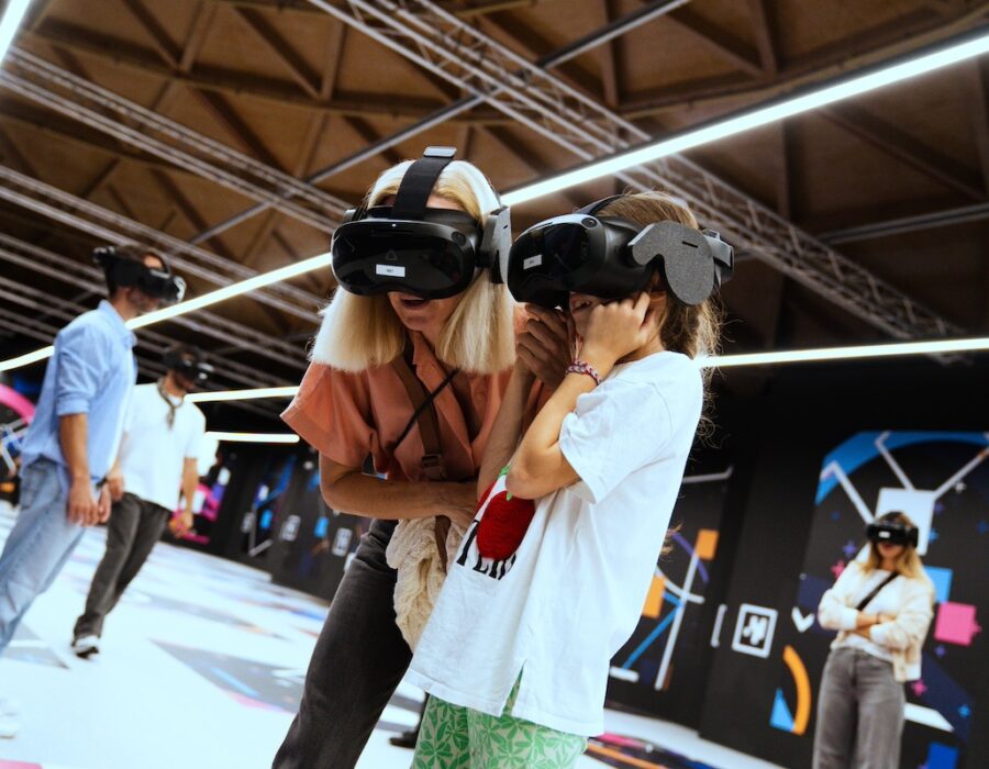 Personas en Eclipso Barcelona