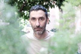 El escritor y dramaturgo Gerard Guix. © Àgata Casanovas