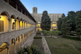 El Reial Monestir de Pedralbes, que celebra set segles d'història.