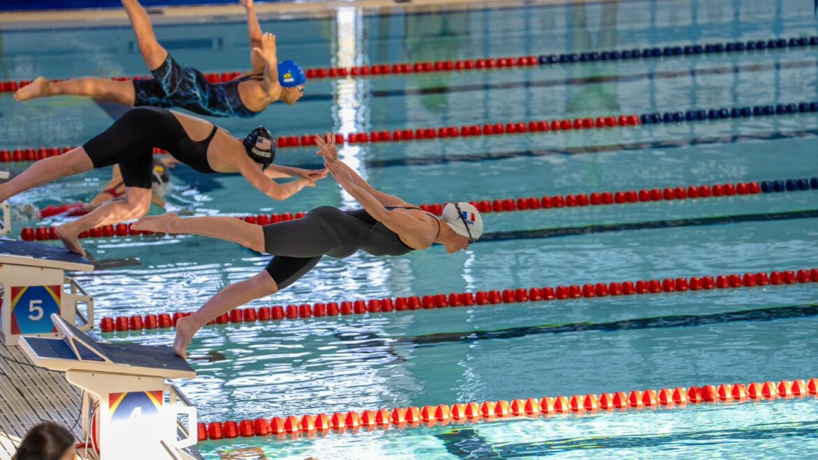 © Club Natació Barcelona