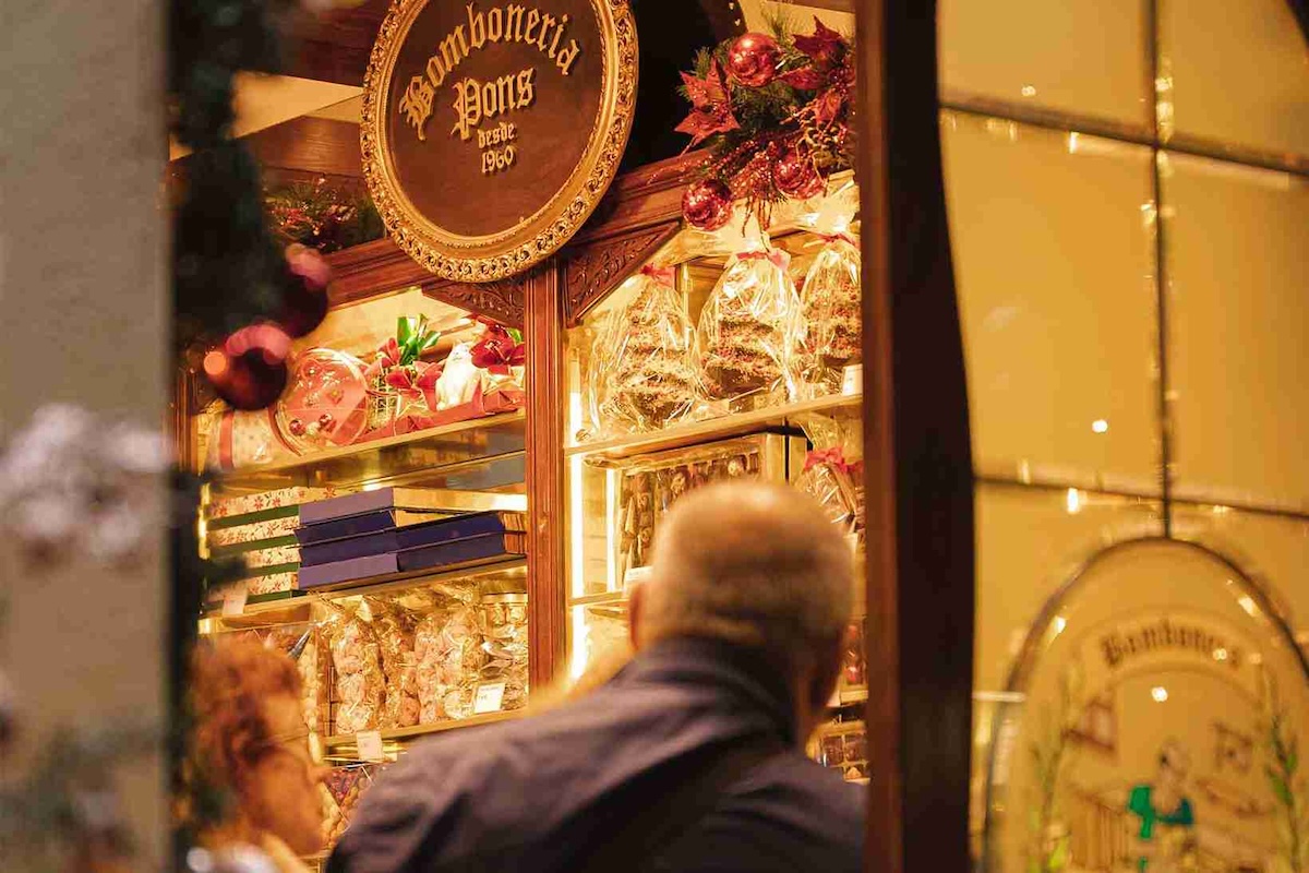 La Bomboneria Pons, abierta en 1960 en Sants.