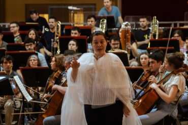 Lianna Haroutounian en el ensayo de Turandot. © Paula Moreno Jurado