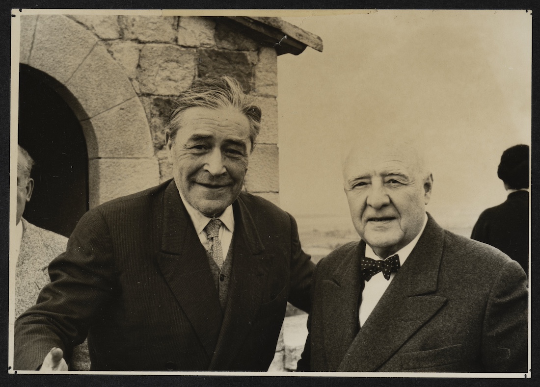 Josep Pla y Gaziel en Pals, en 1962.