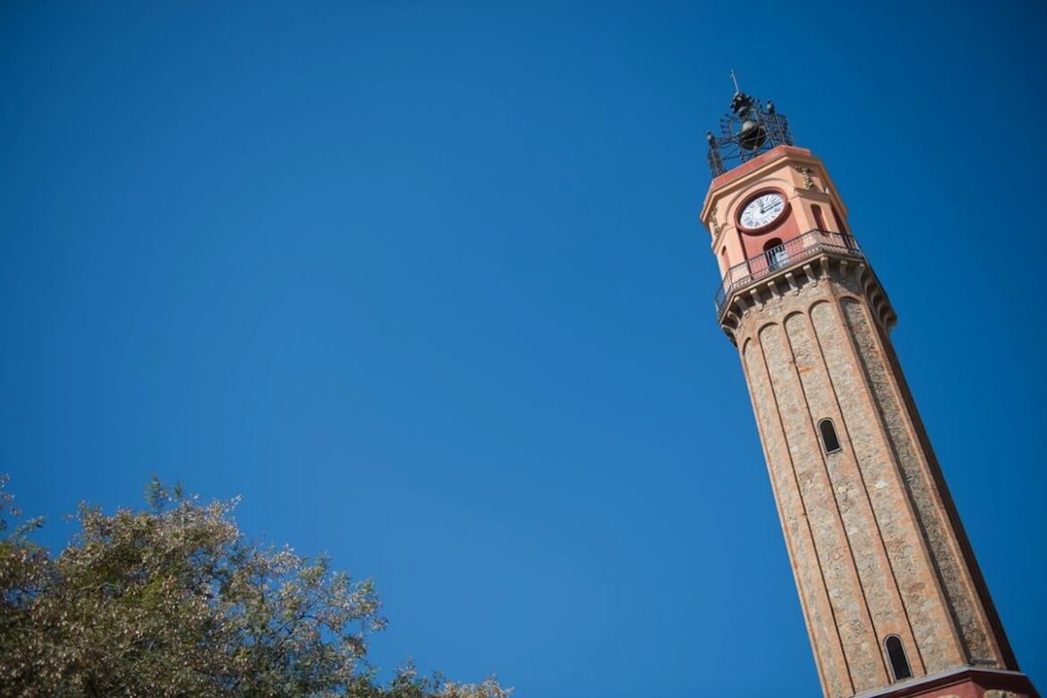 La Torre del Rellotge de Gràcia. © Ceci Fimia