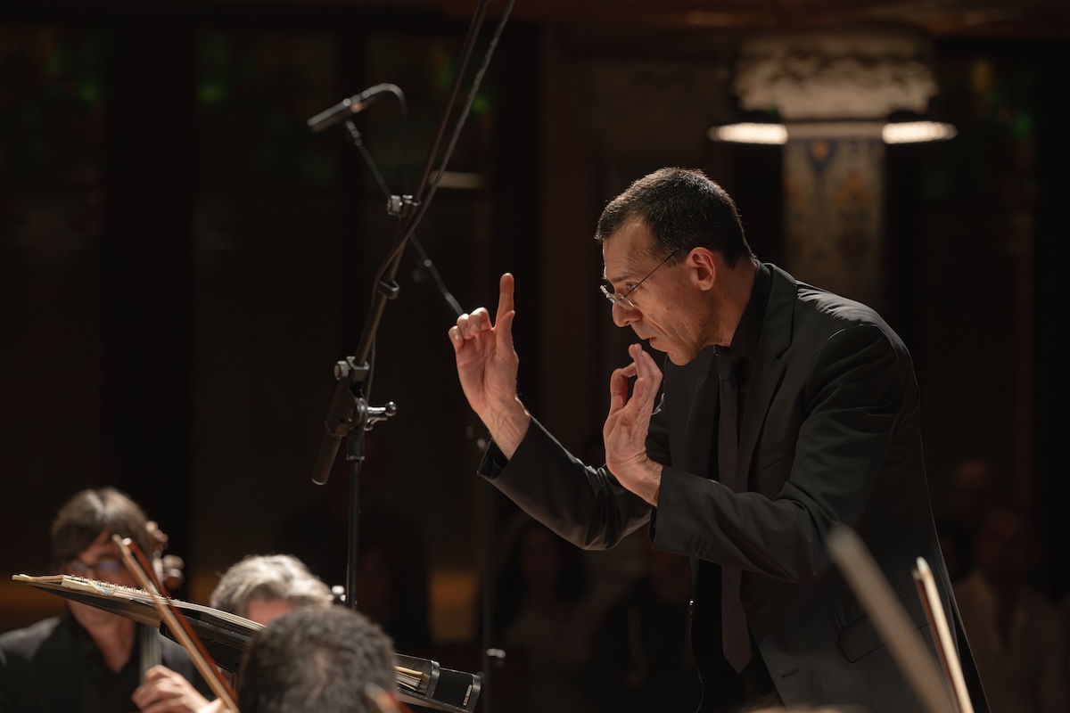 Pagès-Corella es director titular de la Orquestra Simfònica Julià Carbonell de les Terres de Lleida. @ May Zirkus